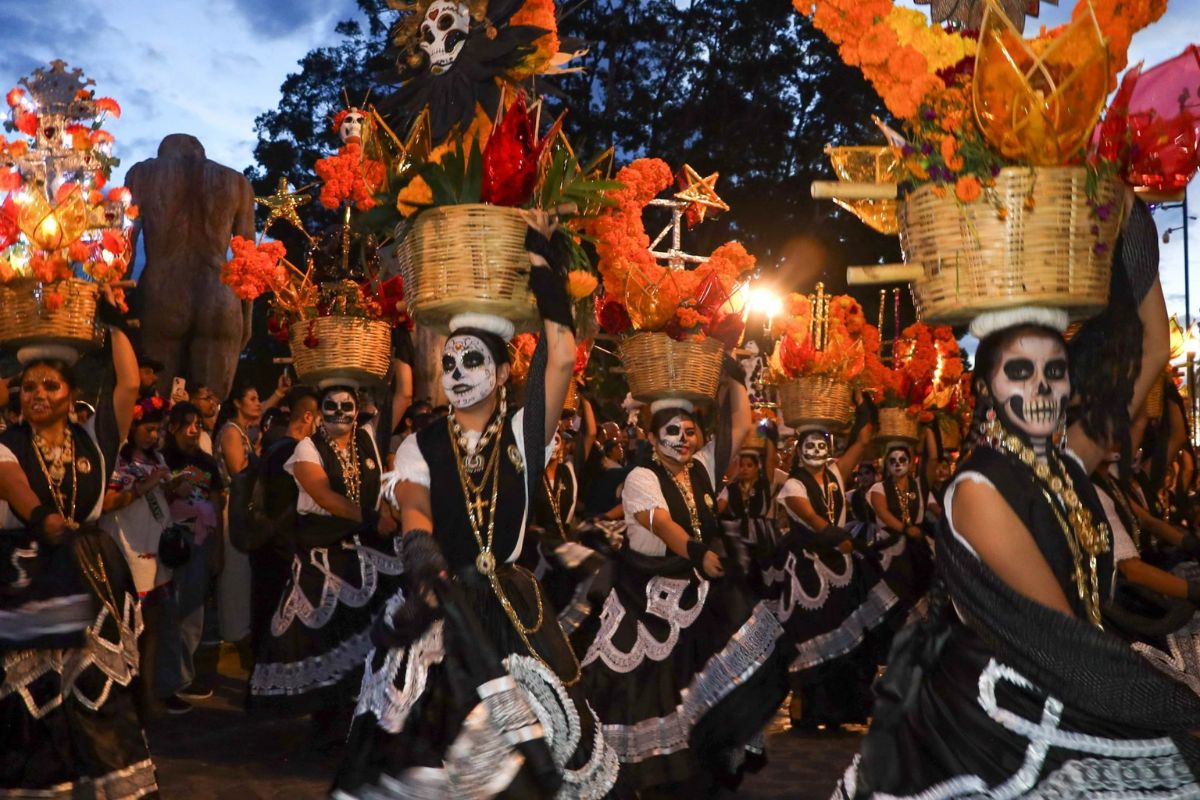 Face Painting + Día de Muertos Party