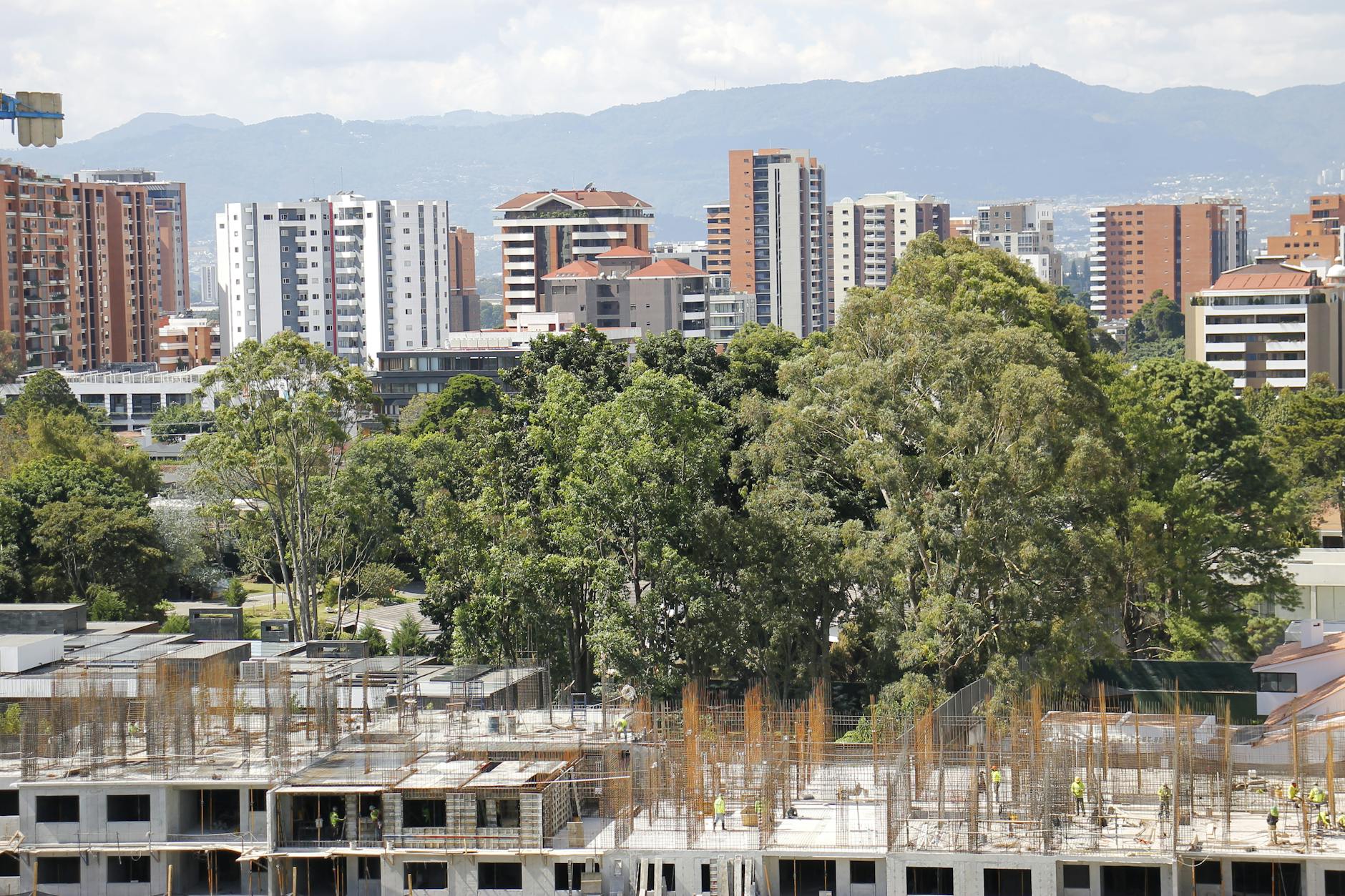 Coliving Medellín: A 2025 Guide for Digital Nomads